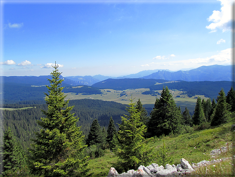 foto Dal Passo Vezzena al Pizzo di Levico